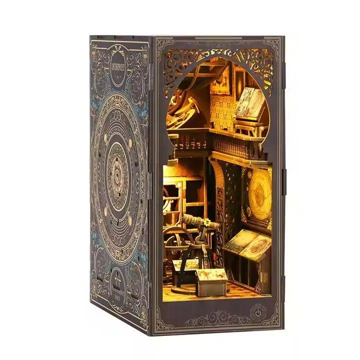 KÖNYVTÁMASZ - CSILLAGVIZSGÁLÓ