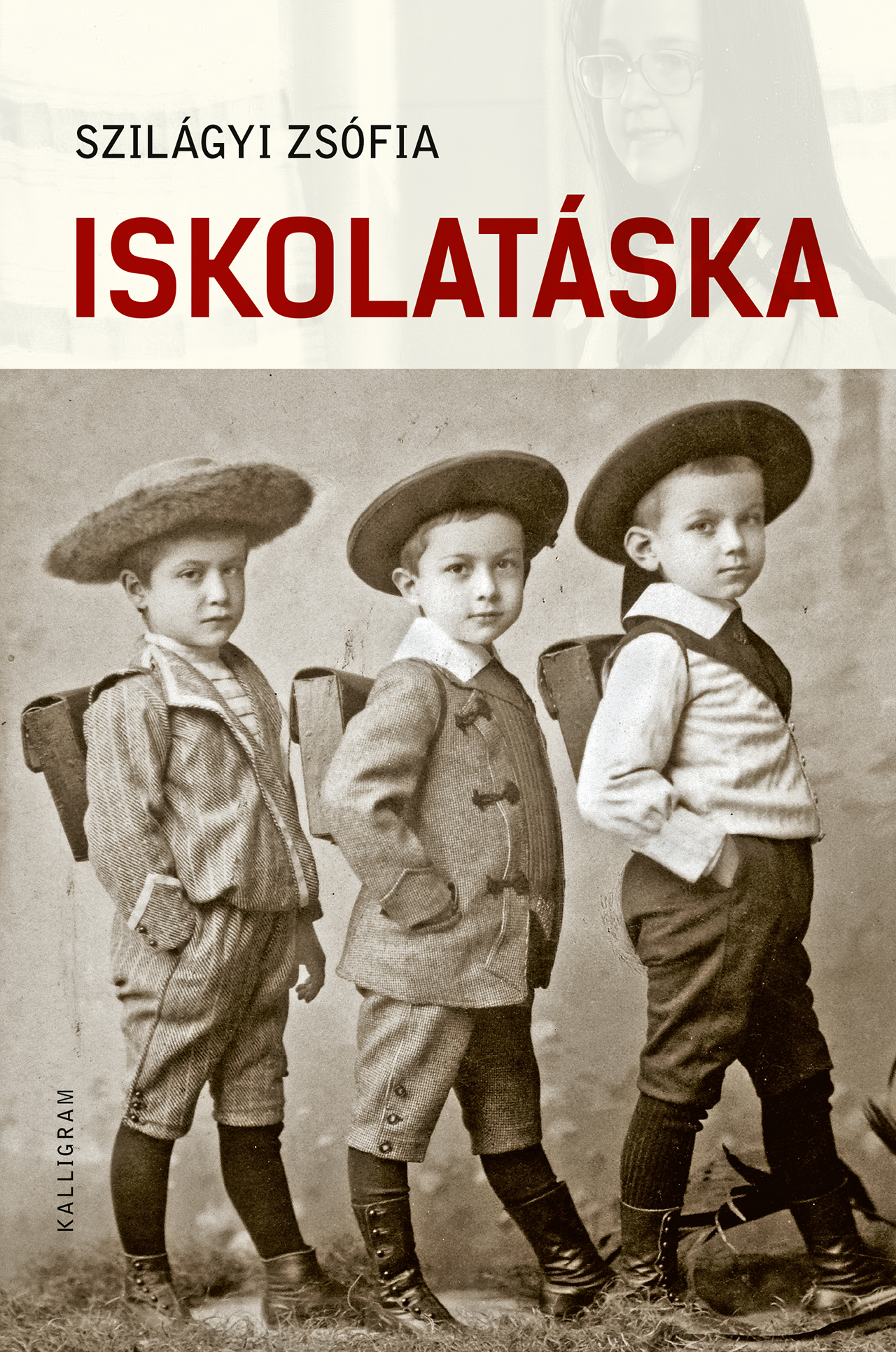 ISKOLATÁSKA