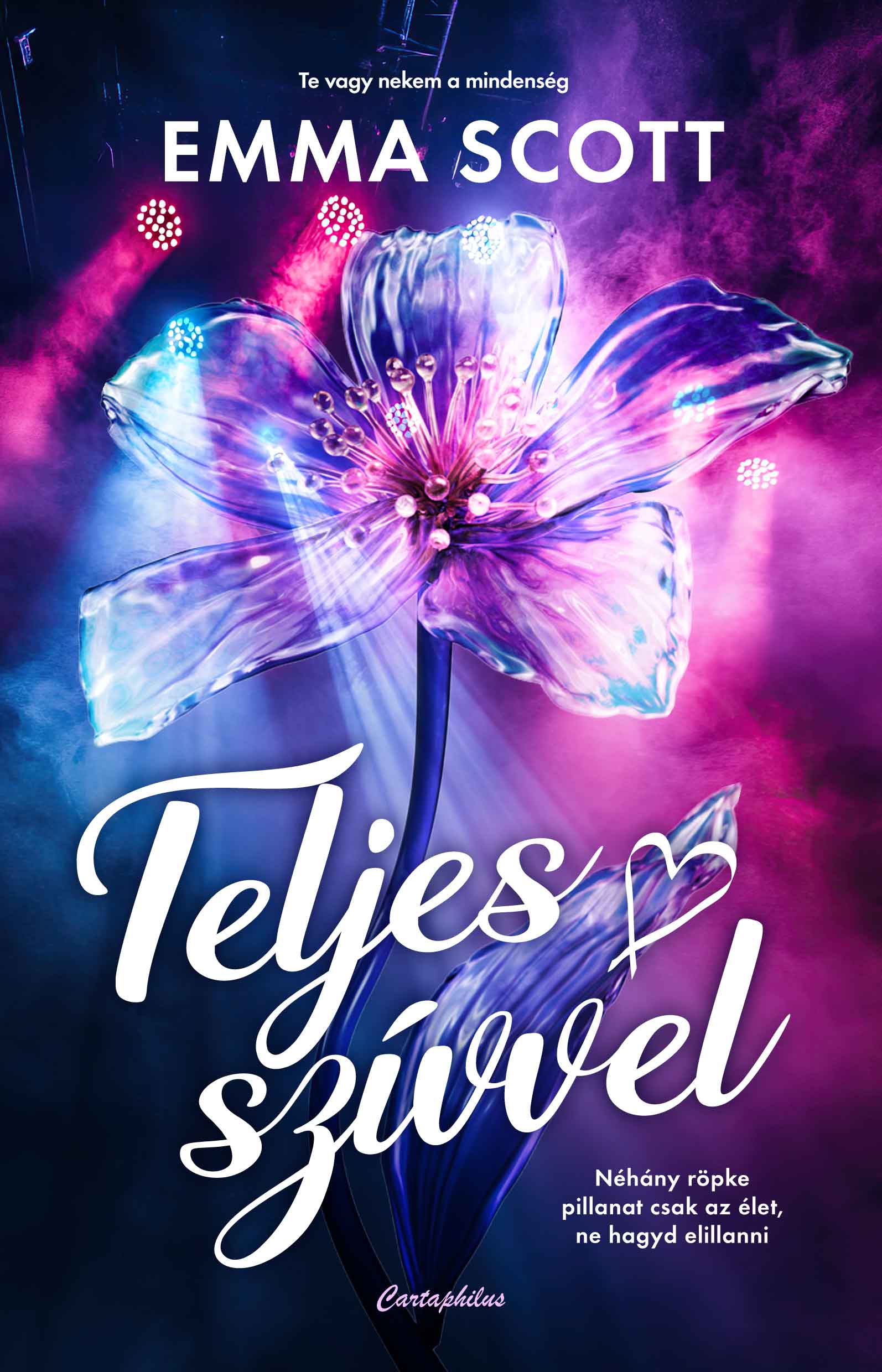 TELJES SZÍVVEL